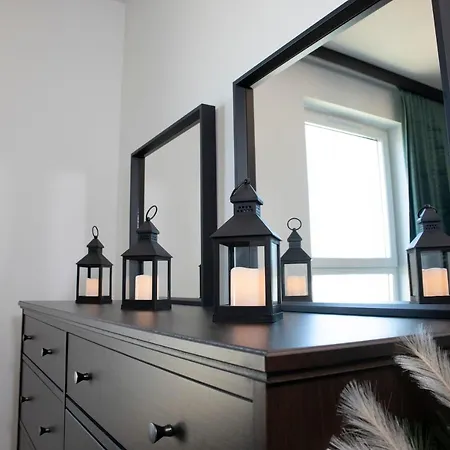 公寓 Luxus Tulipan 格丁尼亚